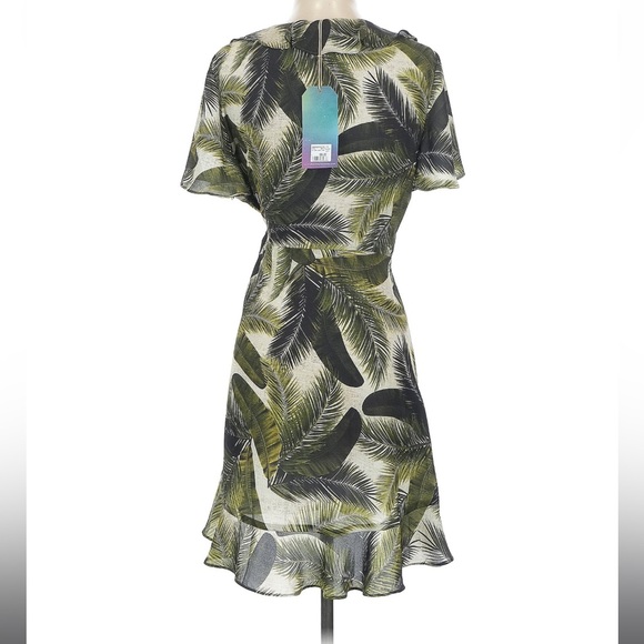 Show Me Your Mumu Winnie Wrap Dress Green Palm Tropical NEW - Picture 3 of 6